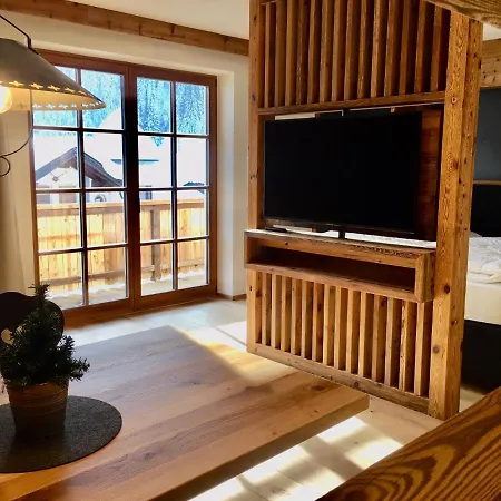 Appartements Innerkofler Mountain Home Innichen Buitenkant foto